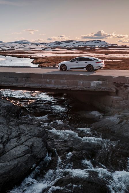 Audi%20A6%20e-tron