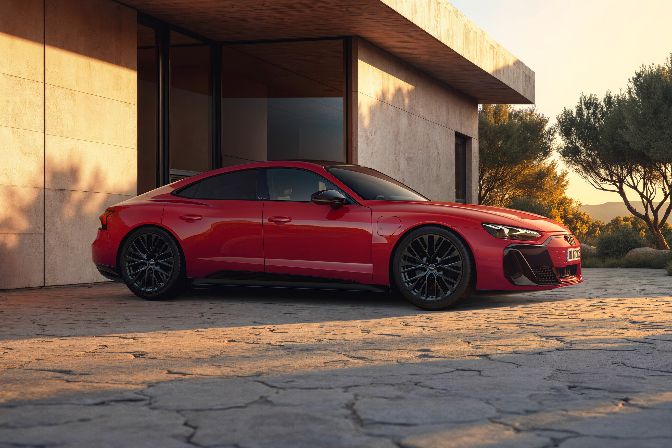 Audi%20e-tron%20GT%20quattro%3A%20%u0412%u0445%u0456%u0434%20%u0443%20%u043F%u0440%u0435%u043C%u0456%u0443%u043C-%u043A%u043B%u0430%u0441%20%u0435%u043B%u0435%u043A%u0442%u0440%u043E%u043C%u043E%u0431%u0456%u043B%u0456%u0432